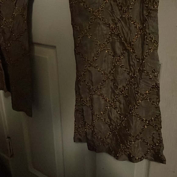 Brand new 3 piece embroidered net suit with gharara style pant - Picture 6 of 7